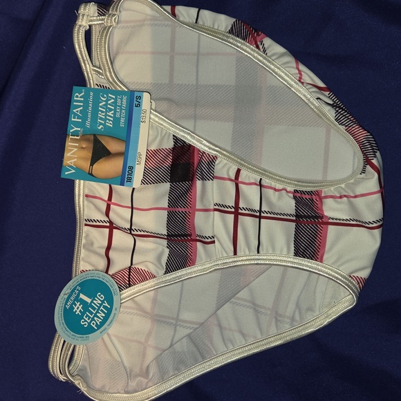 Vanity Fair Illumination String Bikini Panties Set Of 2 Size 5/S - Picture 2 of 5